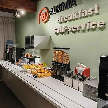 Alkimia Smart Panzió Ferrara
