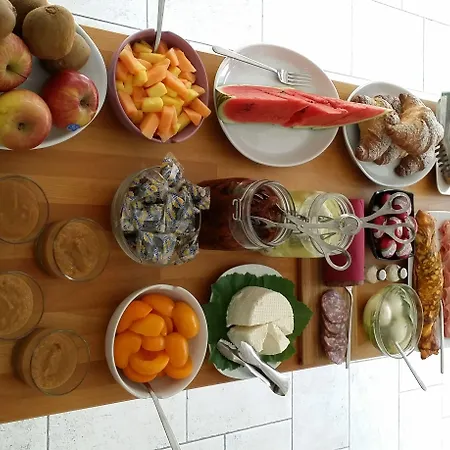 Frühstückspension Alkimia Smart 4*