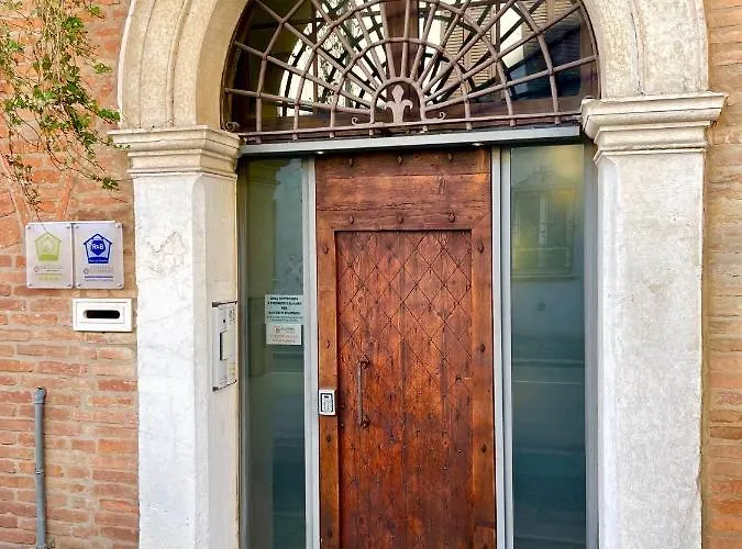 Alkimia Smart Bed & Breakfast 4*