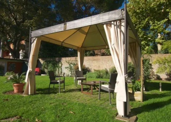 Alkimia Smart Bed & Breakfast 4*